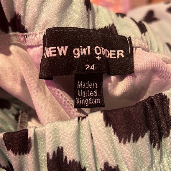 🖤Stretchy Dalmatian Print Wide Leg Pants - Picture 3 of 5